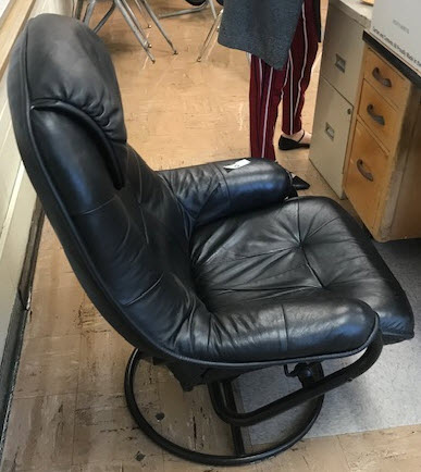 black leather chair 1